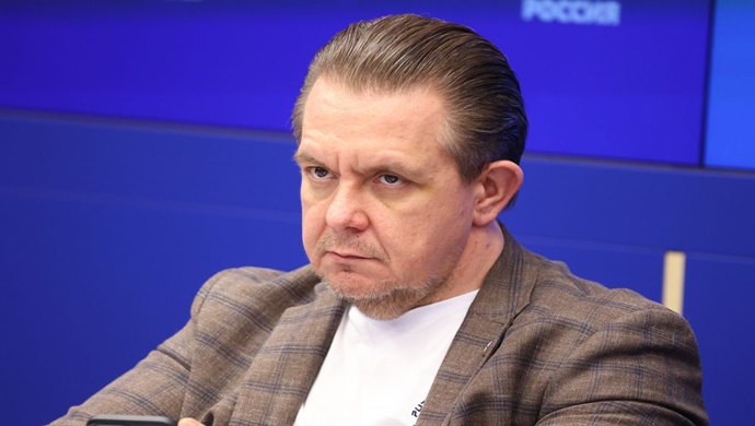 Aleksandr Asafov: 2026 seçimlerinde Birleşik Rusya gözlemcilerinin sayısı 100 bini aşabilir