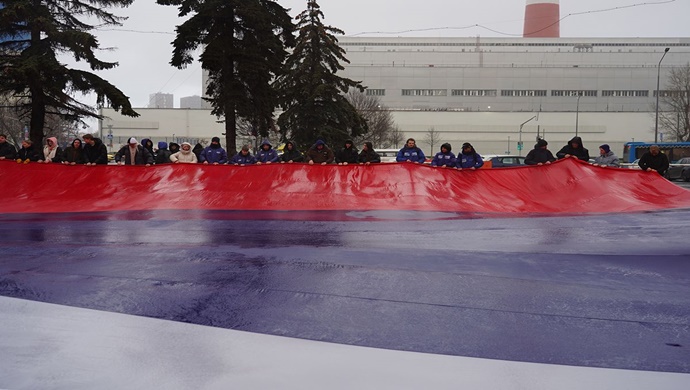 «Молодая Гвардия Единой России» провела патриотические акции ко Дню Конституции РФ